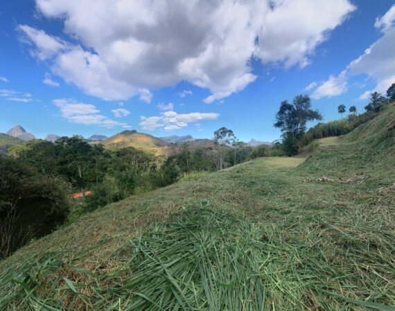 Terreno Dentro de Condomínio em Itaipava com Vista Sensacional
