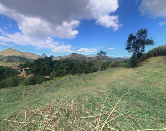 Terreno Dentro de Condomínio em Itaipava com Vista Sensacional