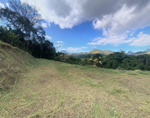 Terreno Dentro de Condomínio em Itaipava com Vista Sensacional